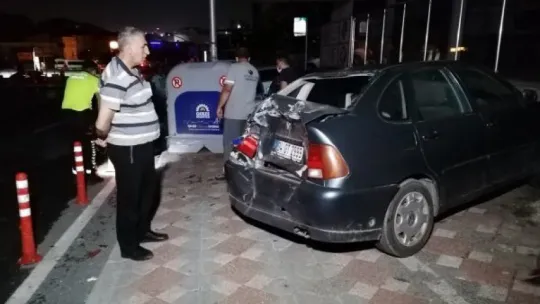 Freni boşalan tır ortalığı savaş alanına çevirdi!