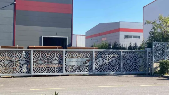 Galvaniz fabrikasında çinko patlaması: Yaralılar var