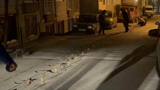 Gebze'de zeminin tomografisi santim santim çekiliyor