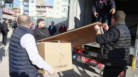 Gebze'de boşaltılan 12 binada oturanlar eşyalarını polis kontrolünde aldı