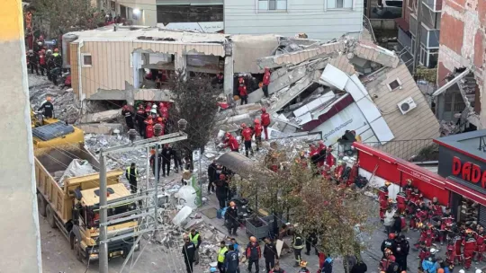 Kurtarma çalışmaları 11. saatinde havadan görüntülendi