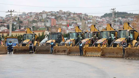 Gebze'de kar alarmı: 425 personel ve 73 araçla teyakkuzda