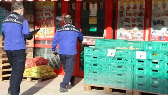Gebze'de marketler denetlendi