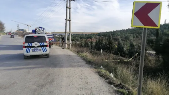 Gebze'de midibüs devrildi: 7 yaralı