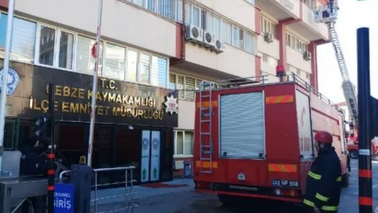 Gebze Emniyet Müdürlüğü'de yangın!