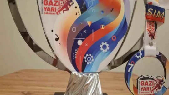 Gazi Yarı Maratonu'ndan dereceyle döndüler