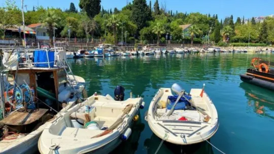 Gebze'de balıkçılar deniz altındaki müsilajdan şikayetçi