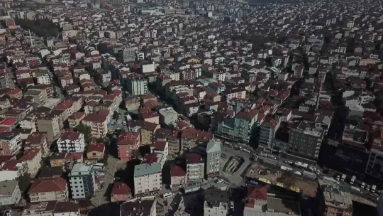 Gebzelilerin diken üstünde olduğu riskli bölge havadan görüntülendi