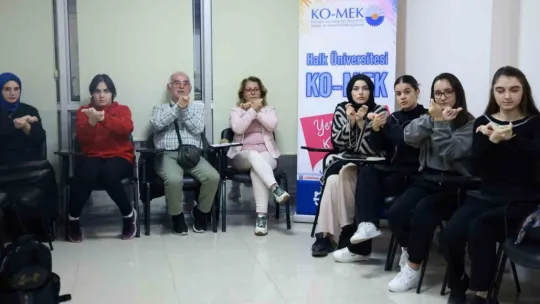 Gelinlerini işaret diliyle istediler