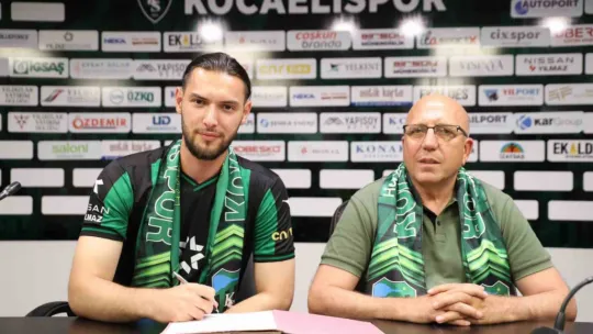 Kocaelispor, Mehmet Enes Sarı sözleşme imzaladı