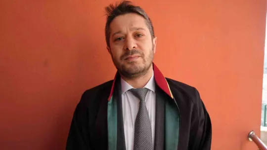 Genç kızı kaza süsü vererek canice öldürmüştü: İlk duruşma görüldü