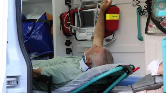 Halk otobüsünde dehşeti yaşadılar: 15 yaralı