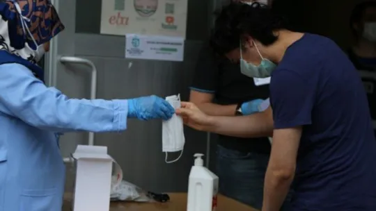 Giriş belgesini unutan öğrenci sınava son anda yetişti