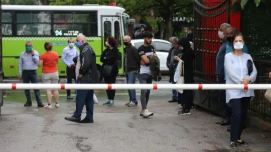 Giriş belgesini unutan öğrenci sınava son anda yetişti