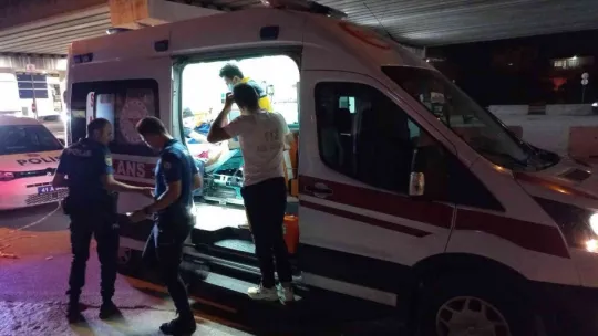 Göğsünden yaralanan kişi büfeye sığındı