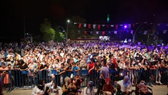 Gökhan Tepe Kocaeli'yi salladı!