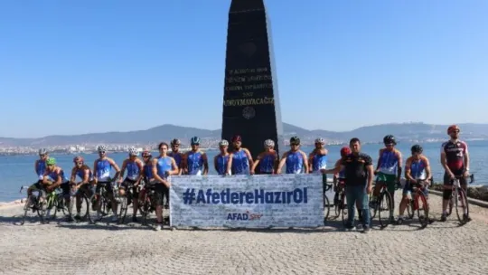 Gölcük Depreminin anısına onlarca kilometre bisiklet sürdüler!