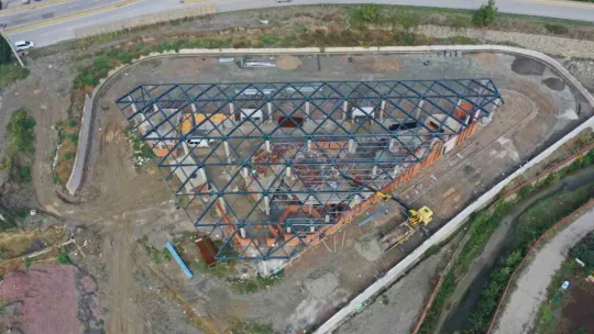Gölcük terminalinde çatı imalatı sürüyor