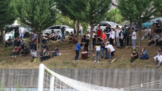 Gölcükspor durdu!