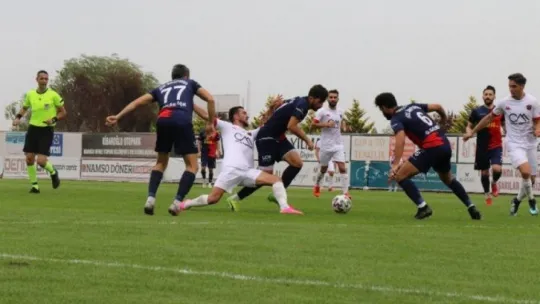Gölcükspor durdu!