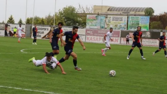 Gölcükspor durdu!