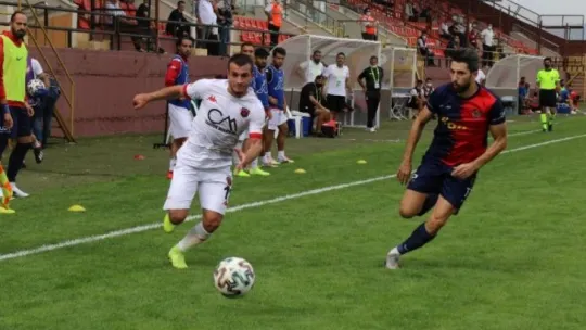 Gölcükspor durdu!