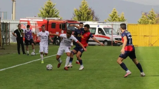 Gölcükspor durdu!