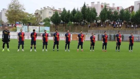Gölcükspor durdu!