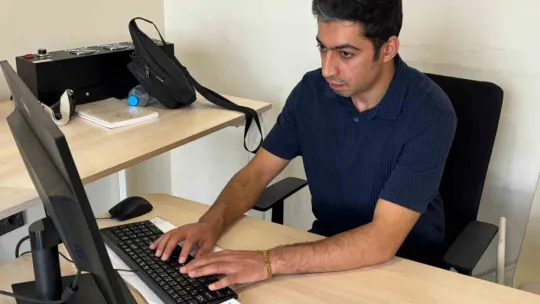 Görme engelli eğitmen öğrencilerine 'bağımsızlığı' hediye ediyor