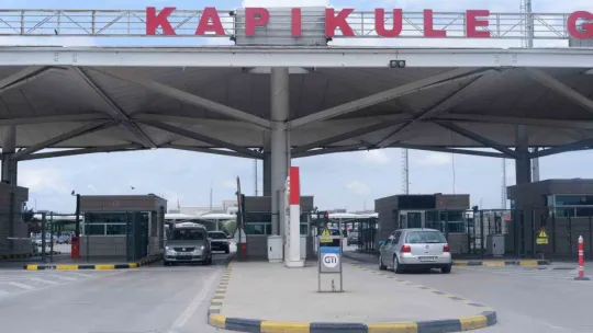 Gurbetçilerin Türkiye'ye girişleri başladı