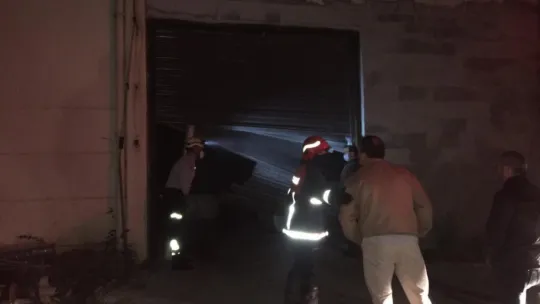 Sakarya'daki halı fabrikasında yangın çıktı
