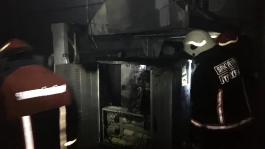 Sakarya'daki halı fabrikasında yangın çıktı