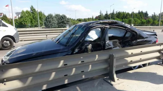 Kocaeli'de korkutan kaza: Yaralılar var