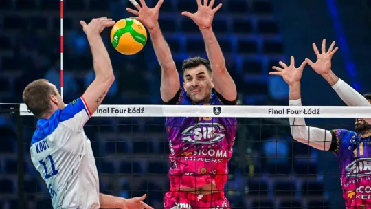 Halkbank, yarı finalde kaybetti