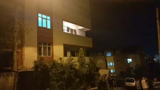 35 yaşında adam evinde ölü bulundu