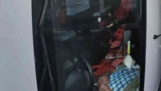 Hangi yöne gideceğine bakarken aracıyla takla attı