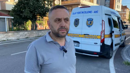 Hayalet ekran hırsızlığı: Otomobilin camını kırıp çaldılar