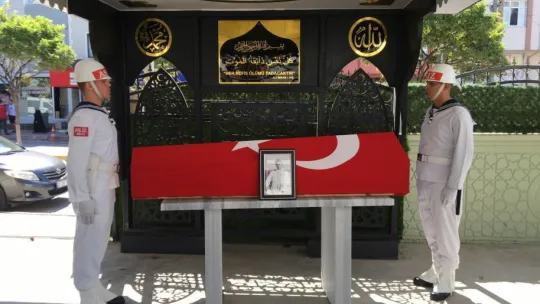 Hayatını kaybeden emekli albay askeri törenle uğurlandı