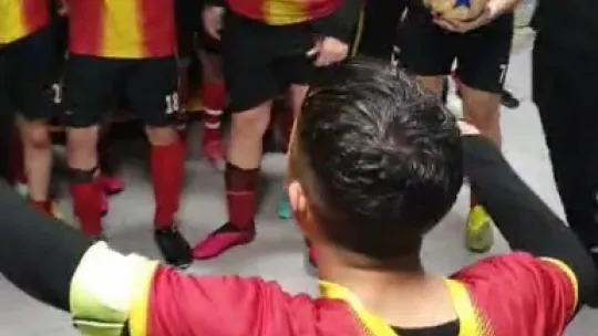 Ölen futbolcunun takım arkadaşlarından duygulandıran hareket