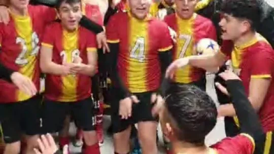 Ölen futbolcunun takım arkadaşlarından duygulandıran hareket