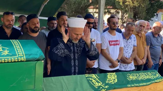 Hayatını kaybeden kız kardeşlere son veda