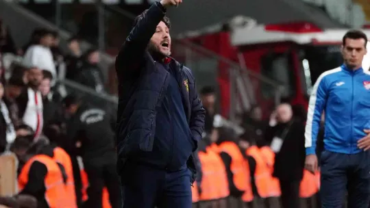 Beşiktaş gol oldu İstanbulspor'a yağdı