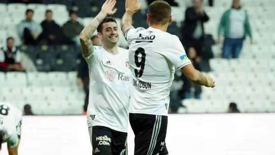 Beşiktaş gol oldu İstanbulspor'a yağdı