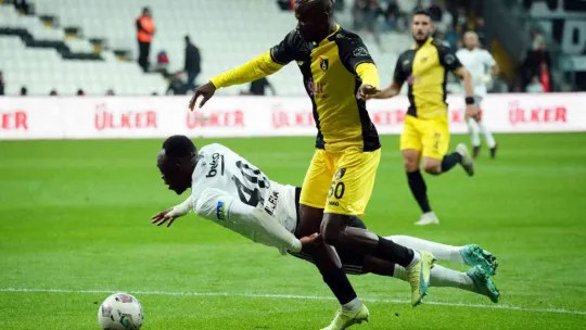 Beşiktaş gol oldu İstanbulspor'a yağdı
