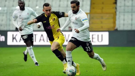 Beşiktaş gol oldu İstanbulspor'a yağdı
