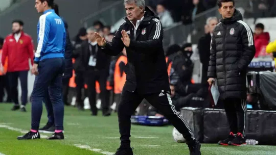 Beşiktaş gol oldu İstanbulspor'a yağdı
