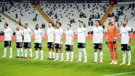 Beşiktaş gol oldu İstanbulspor'a yağdı