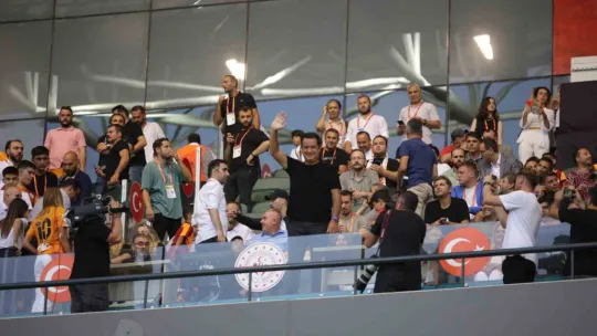 Kocaeli'deki maçta Galatasaray, Hull City'e mağlup oldu