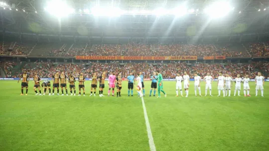 Kocaeli'deki maçta Galatasaray, Hull City'e mağlup oldu