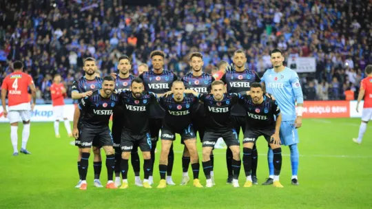 Trabzonspor Kocaeli'de taraftarını sevindiremedi!